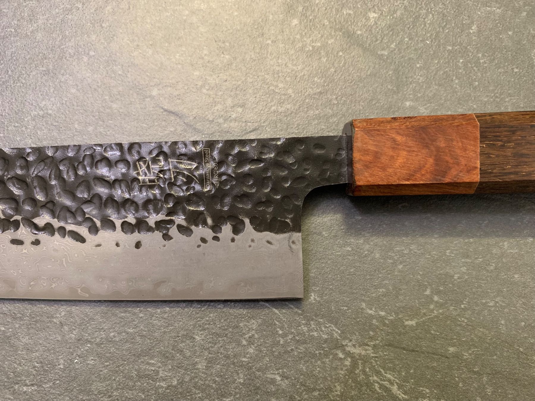 Coltelli da cucina: Japanisches Küchenmesser mit Holzgriff – Nuovo e nell'imballaggio originale da Aarburg venduto da 2..0 4
