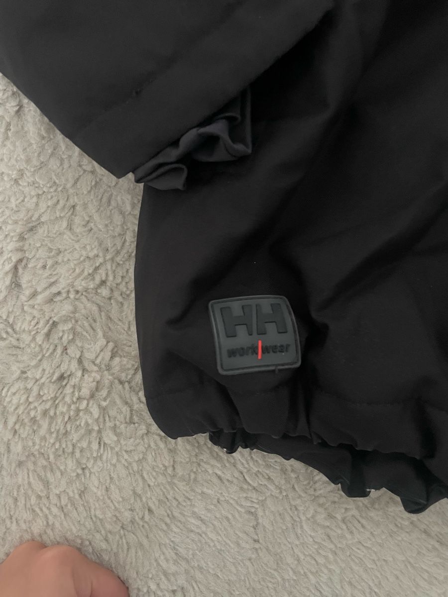 Helly Hansen Giacche: Helly Hansen Winterjacke – Nuovo (secondo la descrizione) da Tagelswangen venduto da sar_2h8n 3