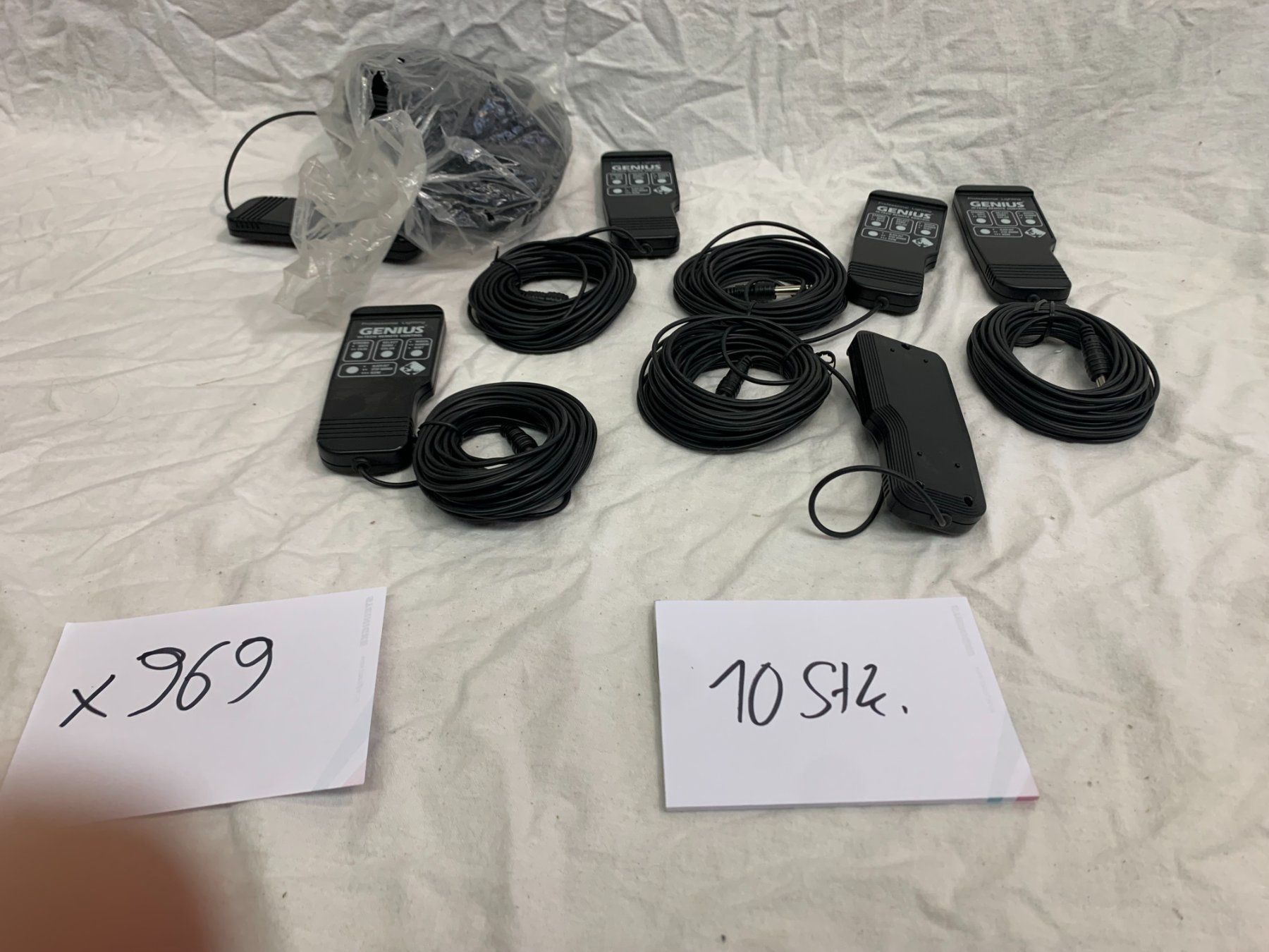 Telecomandi: 10xGenius Professional Lightning Remote controls (x969) – Nuovo (secondo la descrizione) da Däniken SO venduto da Profog1 1