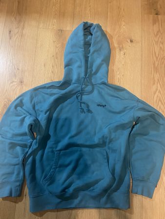 pull levi’s