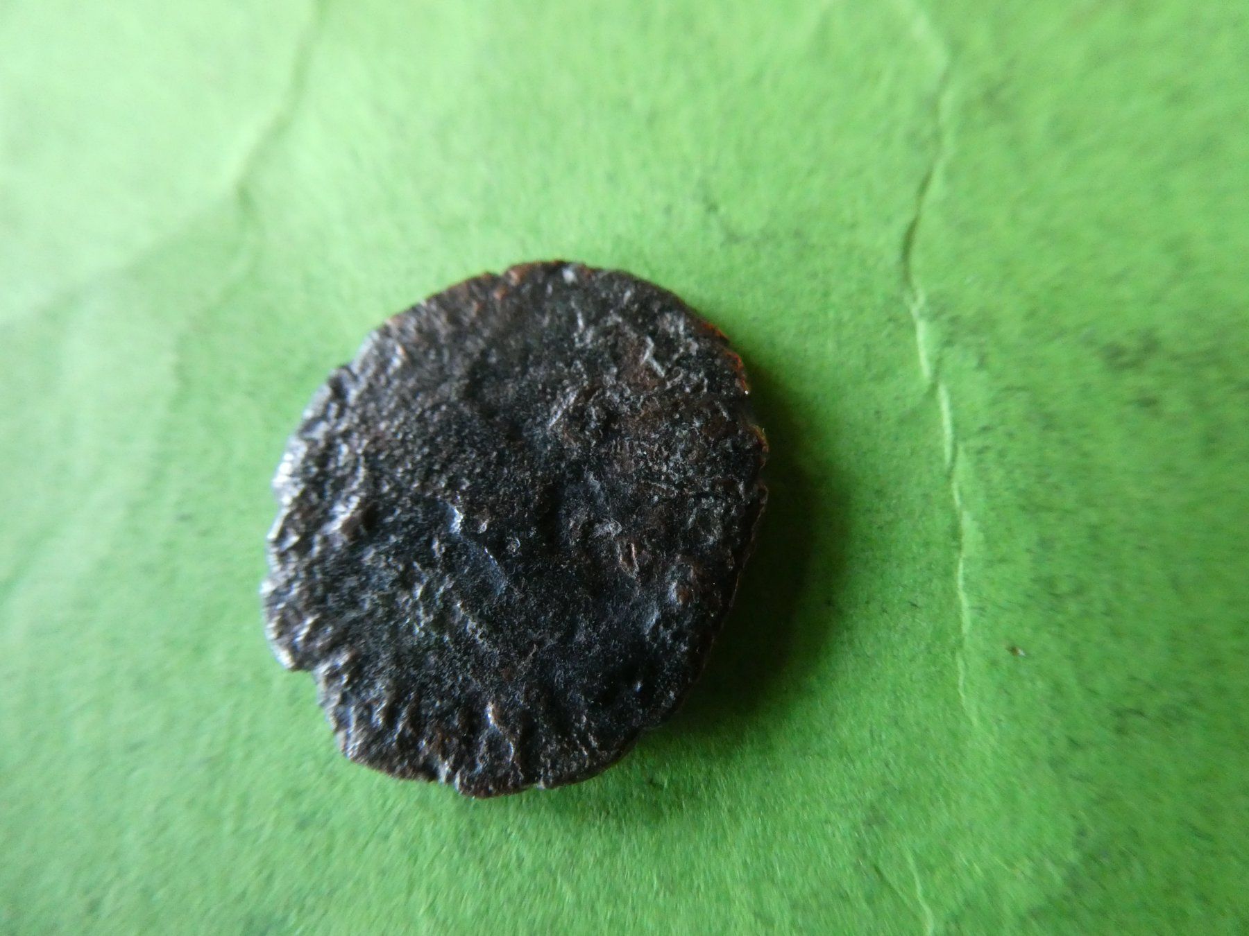 Tutti le monete: uralte Bronzemünze  18 mm     2.04 g – Usato da Hinterforst venduto da Rohusri 2