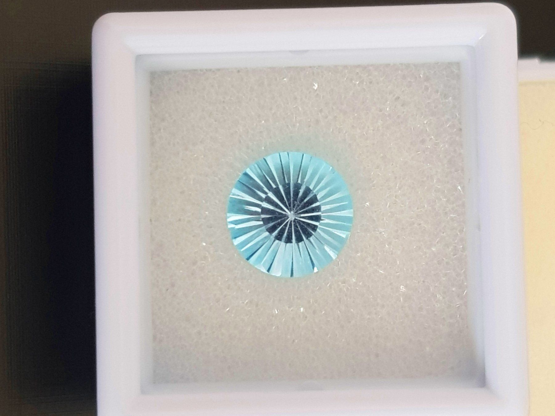 Pietre preziose: Swiss Blue Topas – Nuovo e nell'imballaggio originale da Wolhusen venduto da toni079 2