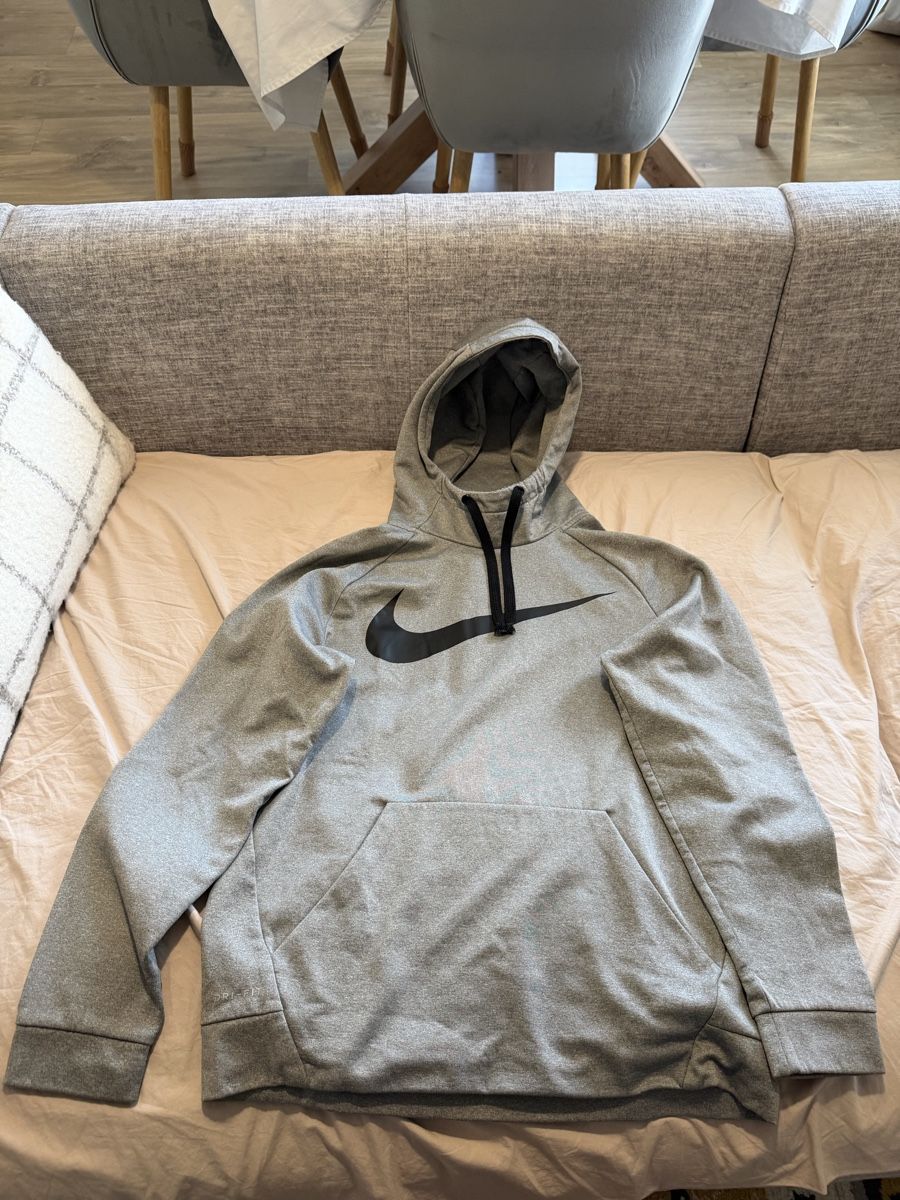 Maglioni & Felpe: Sweat à capuche Nike gris taille M  – Usato da Grabs venduto da DidiPop290 4