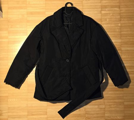 schwarze Jacke
