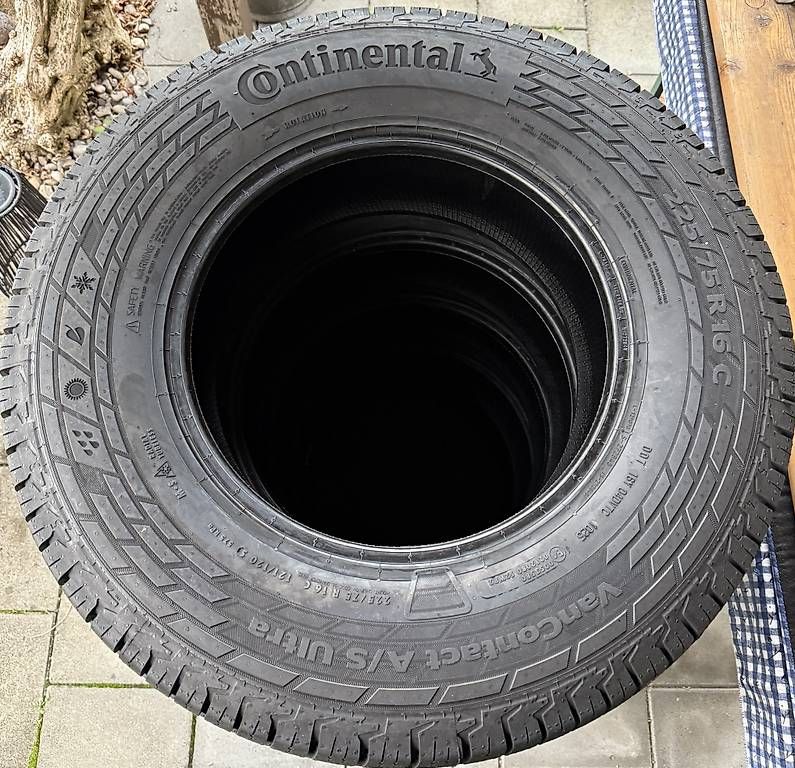 Pneumatici & Ruote complete: Continental VanContact A/S Ultra 225/75 R16C Sprinter – Usato da Rothrist venduto da newform 1