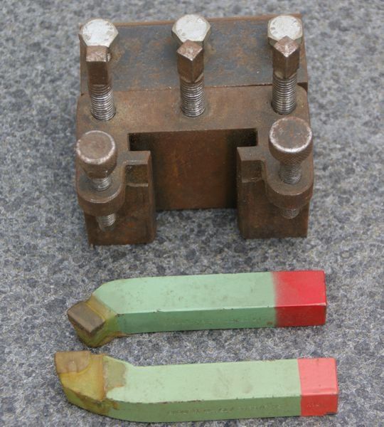 Tutti gli attrezzi: Drehstähle und Halter – Nuovo (secondo la descrizione) da Bleienbach venduto da Mineral_Antik57