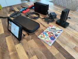 NINTENDO Switch inkl. Mario Party & 3 Kontrollern