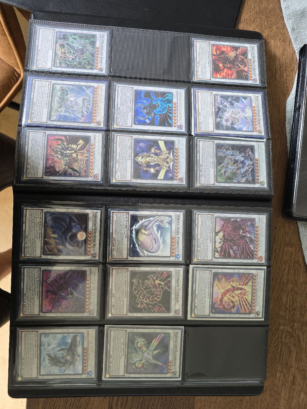Yugioh Carte collezionabili: Yugioh zwei fast volle Binder mit Stapels – Usato da Steffisburg venduto da Stonee97 7
