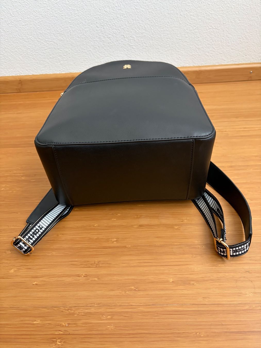 Tommy Hilfiger Zaini: Rucksack Thommy Hilfiger – Usato da Bettwiesen venduto da TH4 4