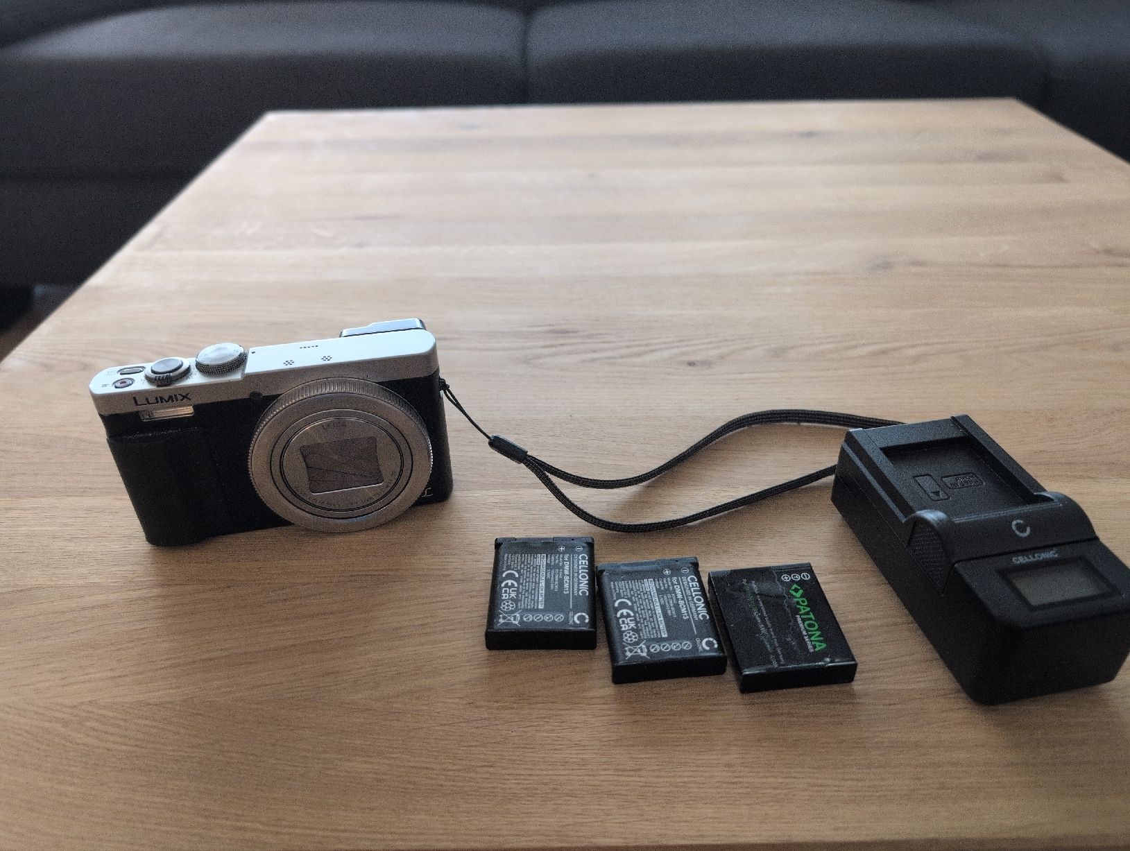 Panasonic Fotocamera: Panasonic Lumix DMC-TZ71 Kamera – Usato da Strengelbach venduto da joa_svv2
