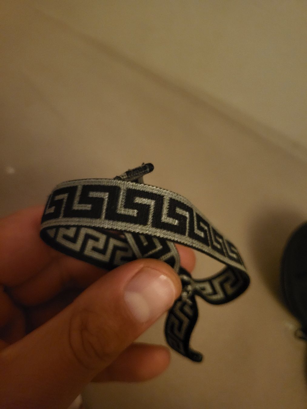 Versace Bracciali & Braccialetti: bracelet en tissu versace – Nuovo (secondo la descrizione) da Troistorrents venduto da ami_mzq5 2