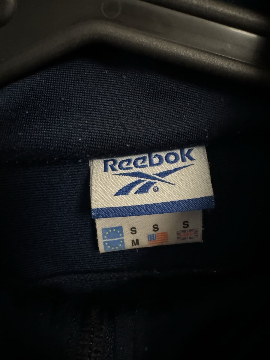 Reebok Giacche: Vintage Reebok Track Jacket Navy Blue Size M – Usato da Zürich venduto da Andriy_Zurich 2