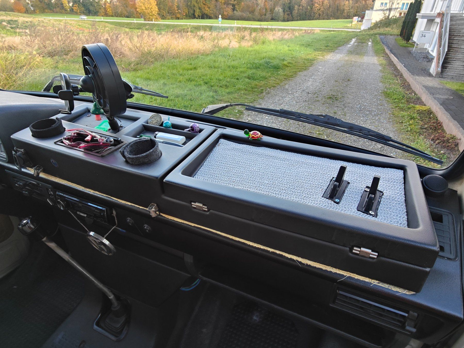 VW Camping Fahrzeuge: VW T3 Bus / Wohnwagen – Gebraucht aus Fischbach-Göslikon von SimonaL 5