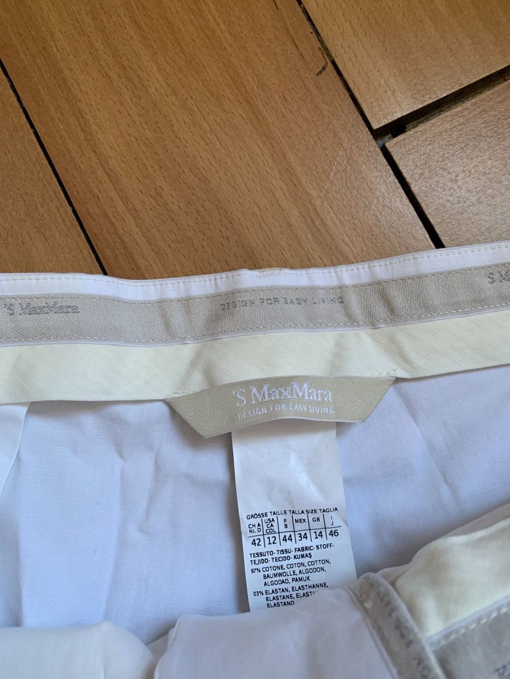 Max Mara Pantalons: MAX MARA - Hose weiss 42 – D'occasion à Zürich par Diazaio 2