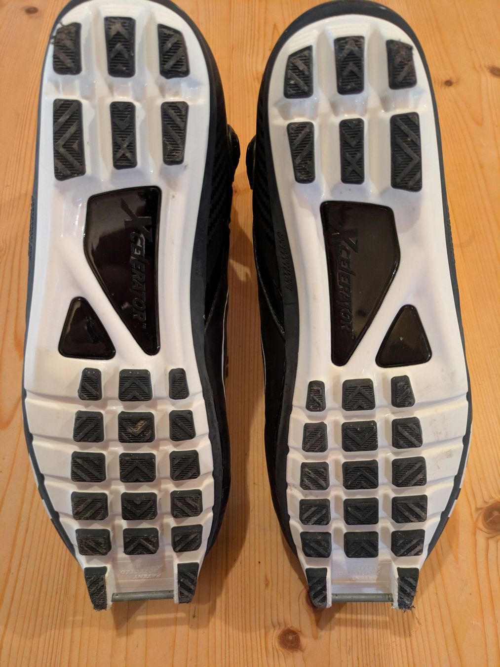 Rossignol Scarpe da uomo: Rossignol X-ium World Cup - 42 – Nuovo (secondo la descrizione) da Prez-Vers-Siviriez venduto da ollie79 4