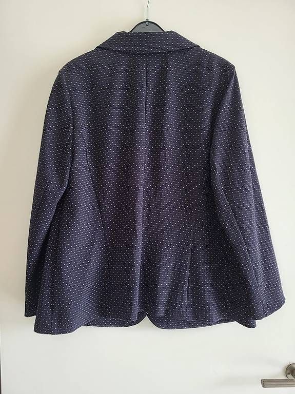 Vestes: Damenjacke – D'occasion à Auenstein par mth_rp5y 1