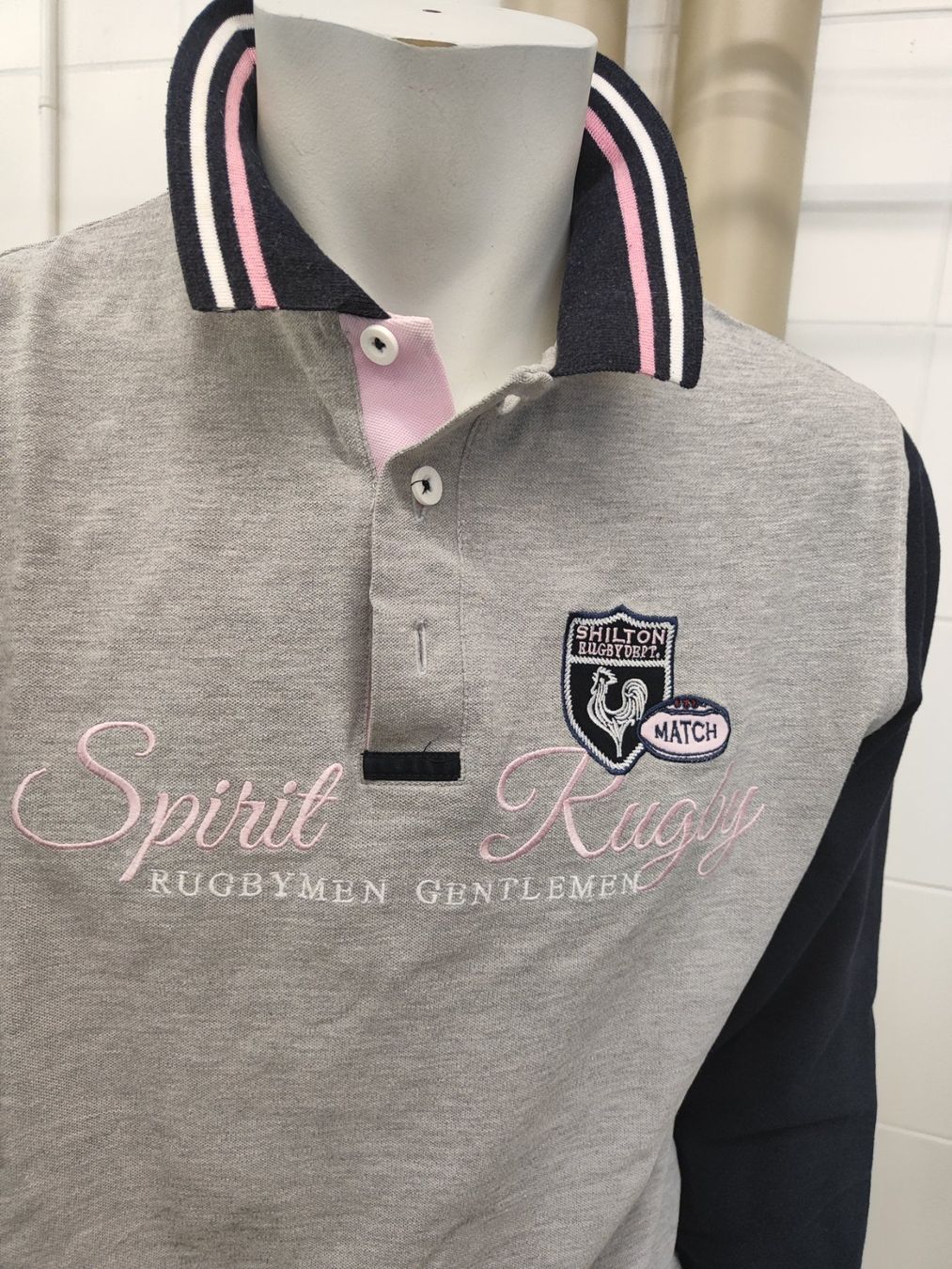 Polo-Shirts: herren Oberteil GR XL – Neu (gemäss Beschreibung) aus Langnau am Albis von Judithsebi