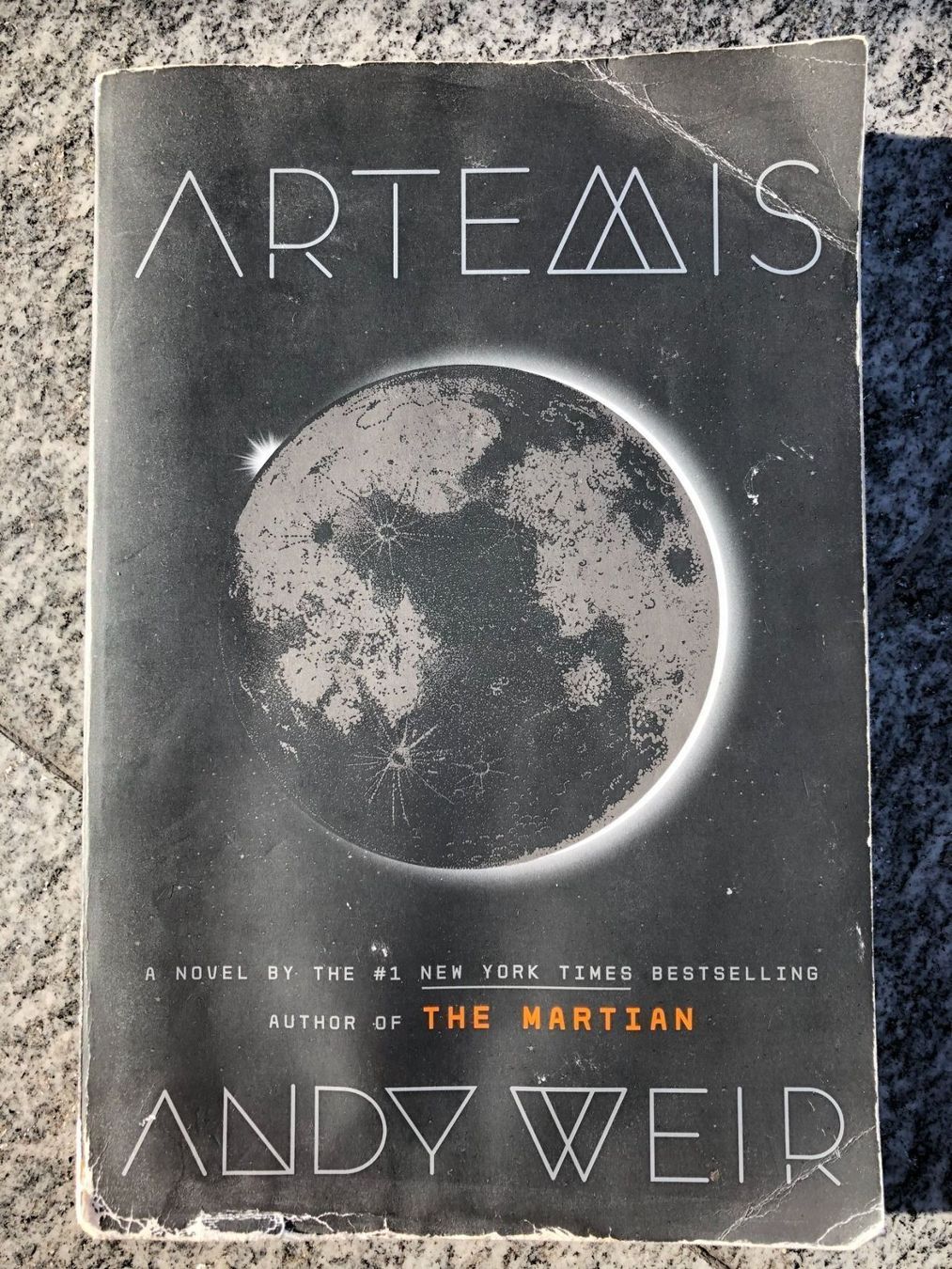 Bücher: Artemis - Andy Weir – Gebraucht aus Bern von