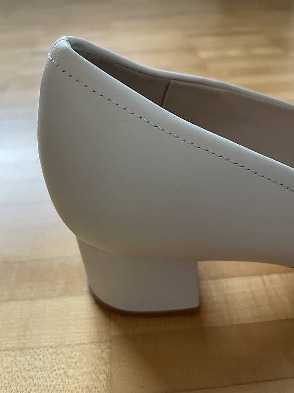 Scarpe da donna: Brautschuhe Gr 39 – Usato da Endingen venduto da andrealita1983 4