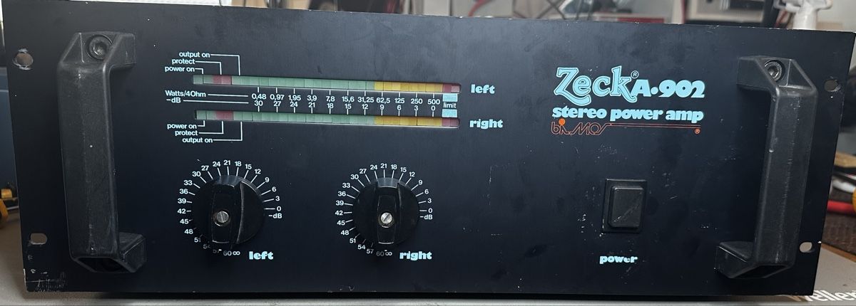 Amplificatori: Zeck Stereo Power Amp A 902 – Usato da Zürich venduto da deftwow