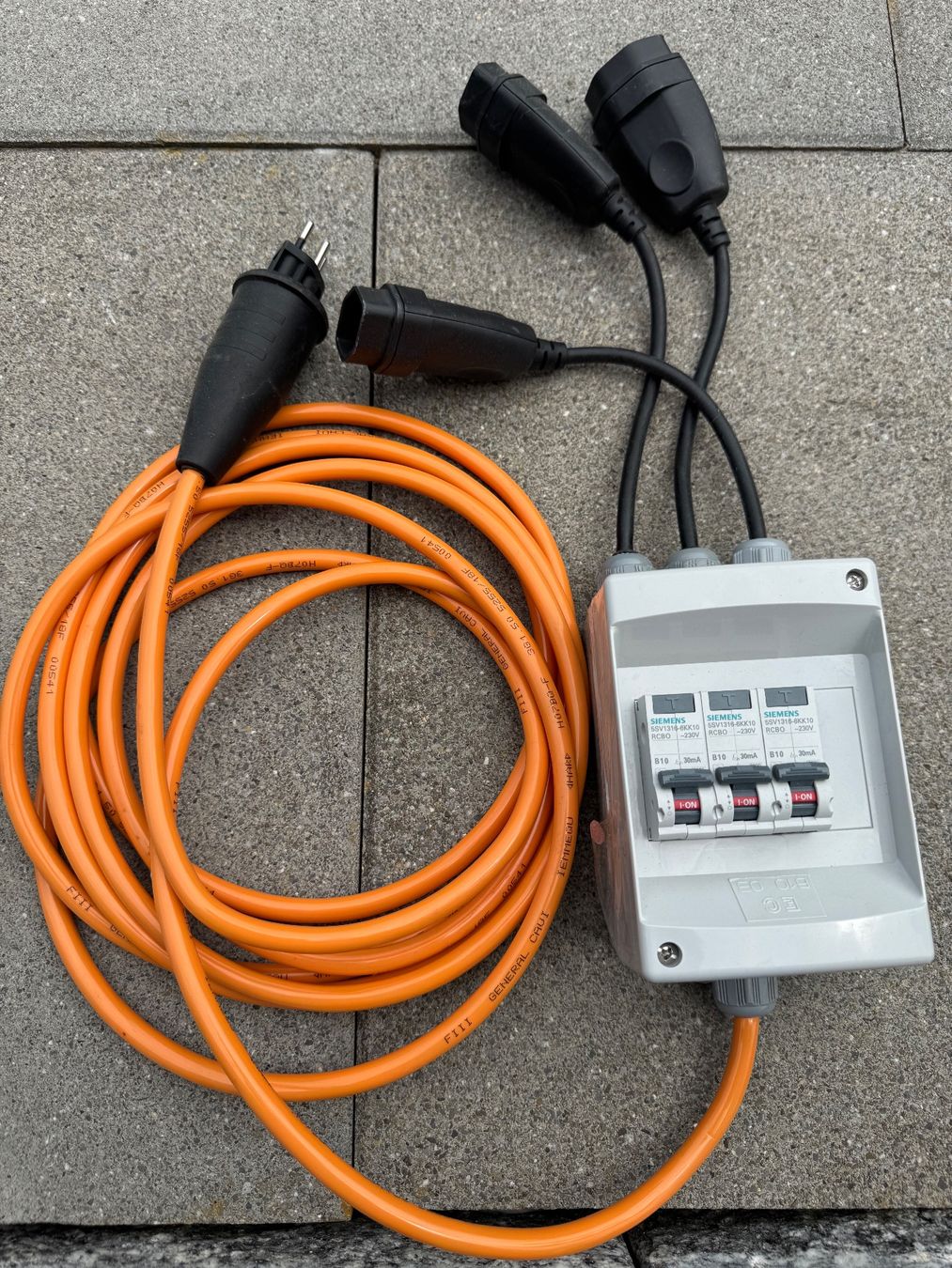 Alimentazione elettrica: Stromverteiler 3x230V ink. Leitungsschutzschalter – Usato da Villmergen venduto da meydon