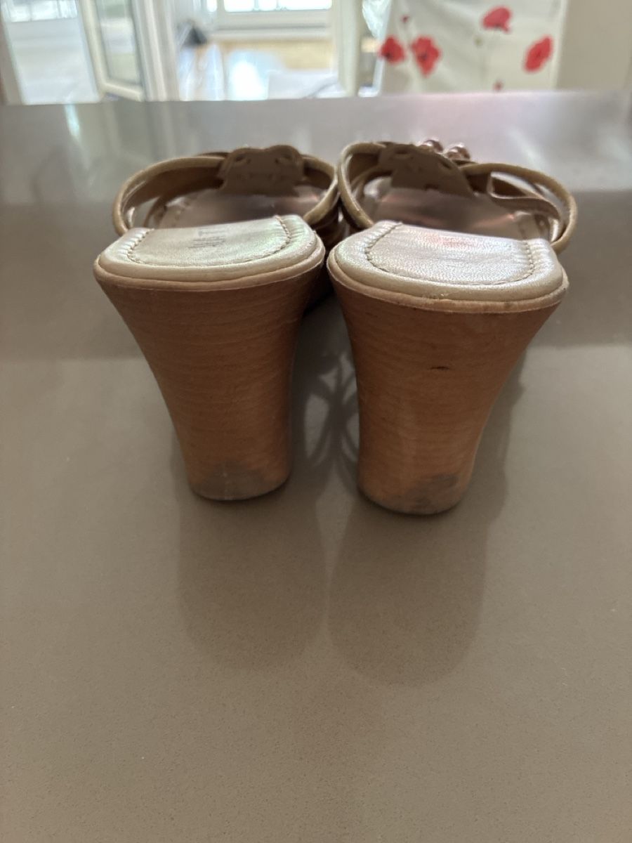 Scarpe da donna: Malati compensées beige bon état pointure 40 – Usato da Villars-sur-Glâne venduto da Raemy_and_Co 3