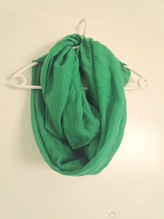 Foulard & Sciarpe: Schlauchschal Grün – Usato da Rupperswil venduto da White-Dove