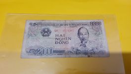 2000 Dong Vietnam 1988, Historische Banknote