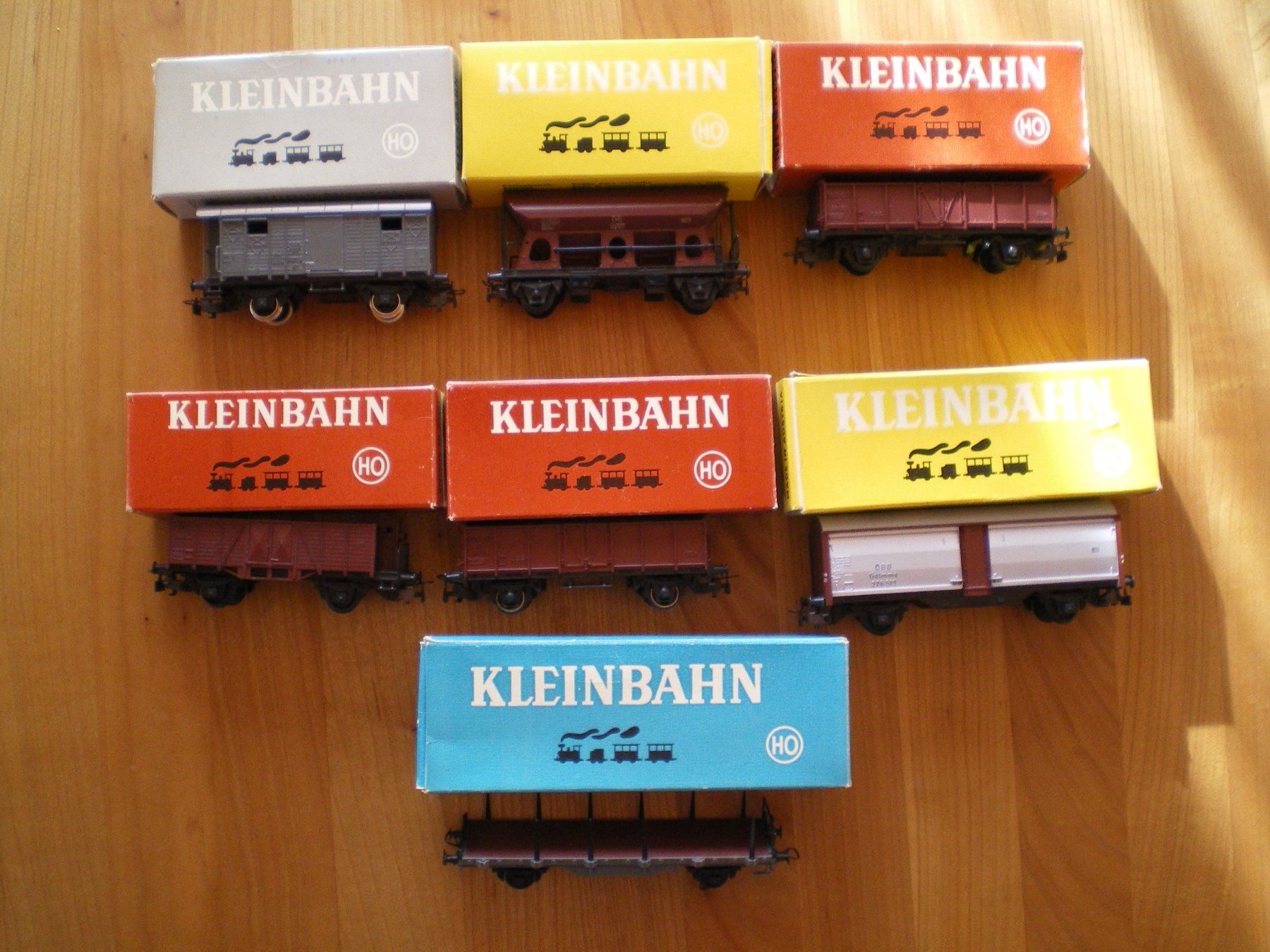 Kleinbahn Modelleisenbahnen: Kleinbahn Spur H0 – Gebraucht aus Flims Dorf von momo52ruth