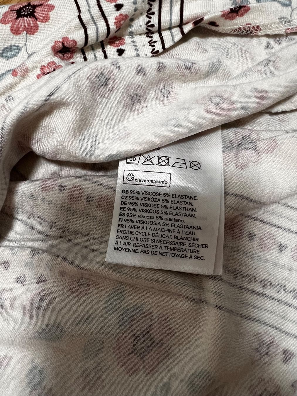 H&M Tops: Top H&M / Grösse M – D'occasion à Escholzmatt par mel_58wh 2