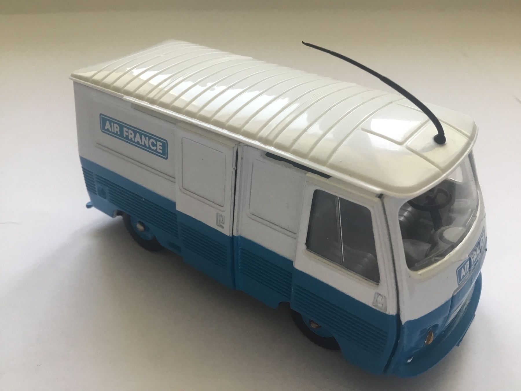 Dinky Toys Modellini d'auto: Dan-Toys Peugeot – Nuovo e nell'imballaggio originale da Dänikon ZH venduto da didi1103 2