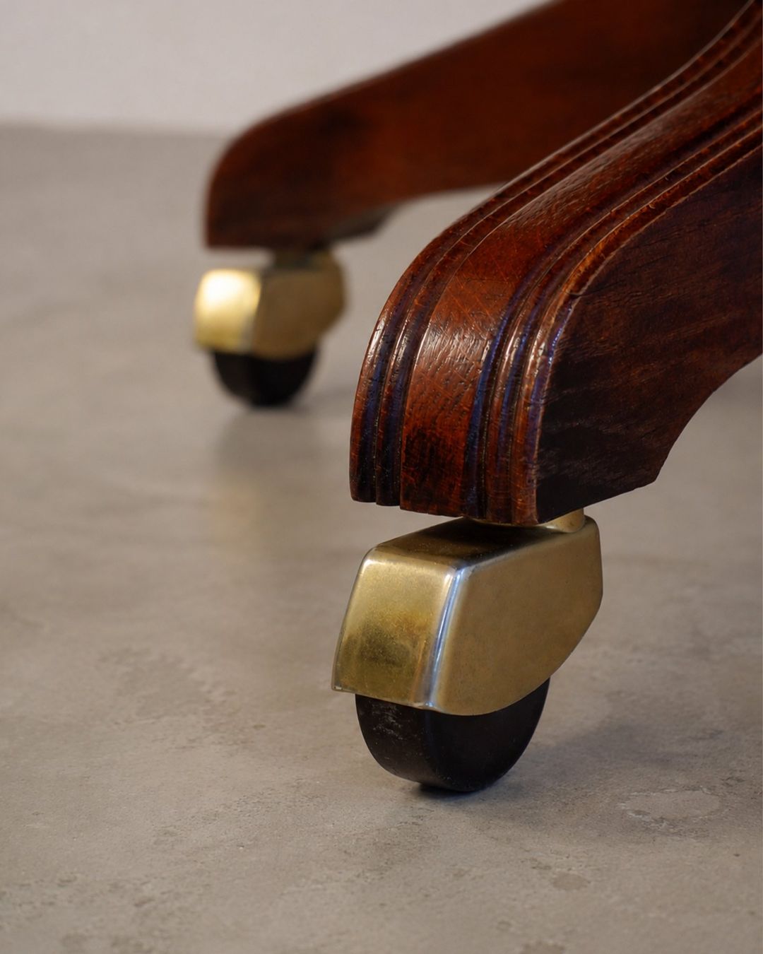 Sessel: FAUTEUIL PEGASUS ART FORMA – Gebraucht aus Moutier von Vintage-signature 5