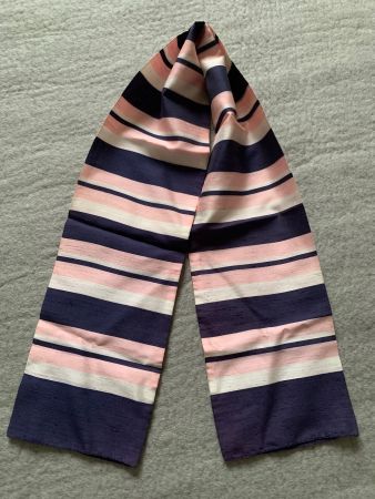 Seidenschal blau rosa gestreift, Vintage um 1970