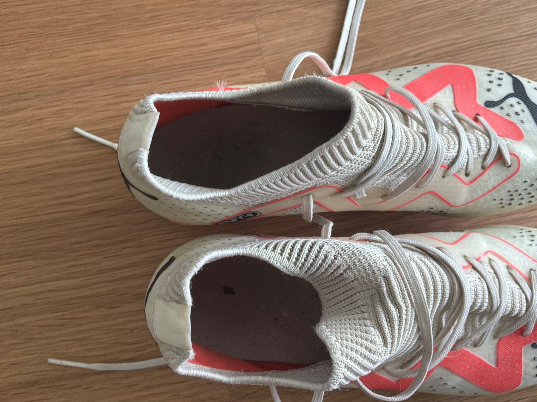 Herrenschuhe: Fussballschuhe Puma 36 – Gebraucht aus Ueberstorf von Joojoo 1