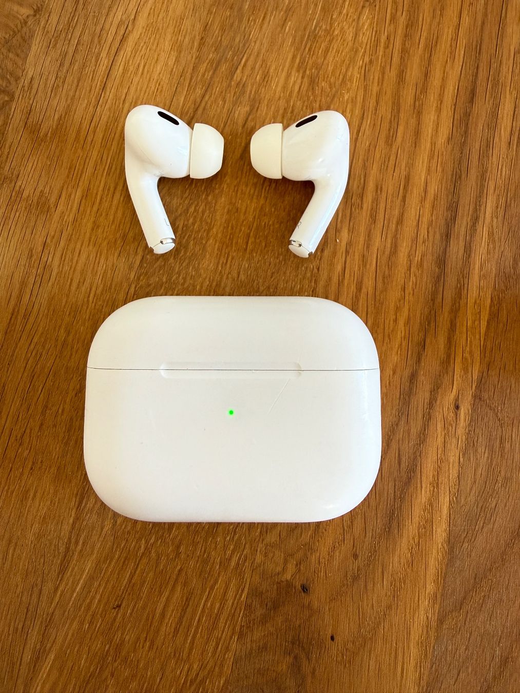 Apple Cuffie: APPLE AirPods Pro 2 (USB-C) – Usato da Lausanne venduto da Nine1982 3