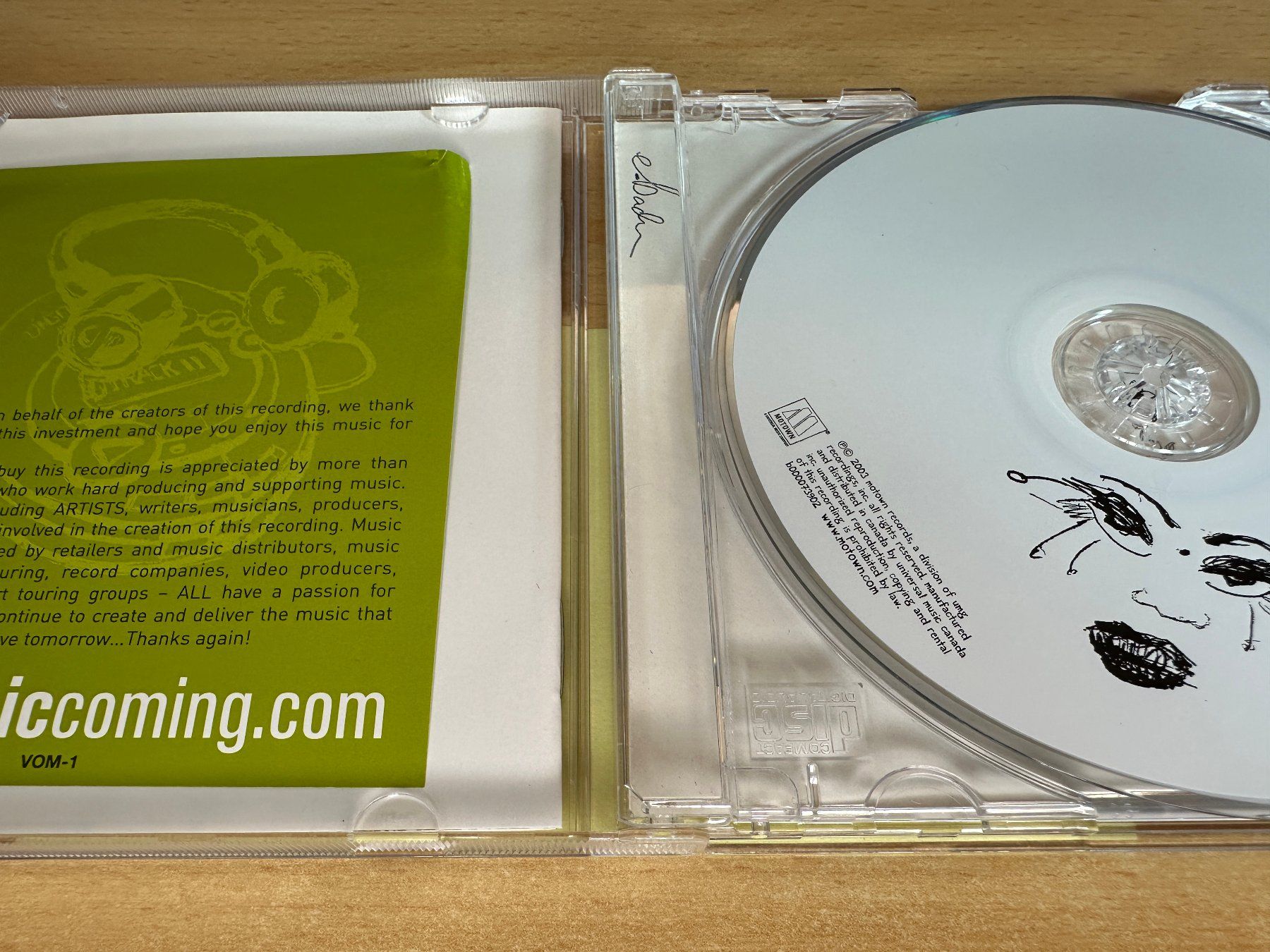 CD: e.badu – Worldwide Underground – Usato da Rikon im Tösstal venduto da Alpenmutz 2