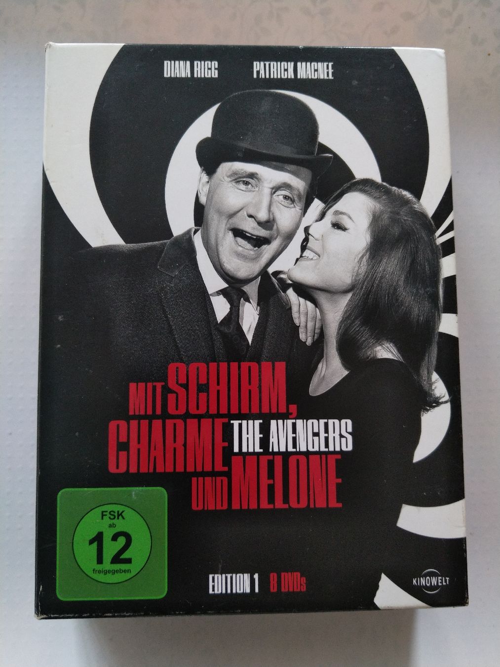 Tutti i DVDs: Mit Schirm, Scharm und Melone – Usato da Bischofszell venduto da Museumscafe