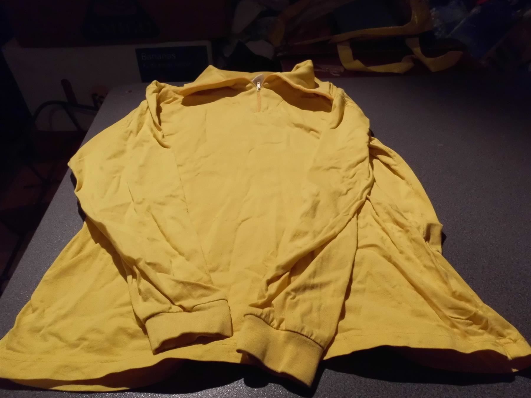 Maglioni & Felpe: Pullover Grösse 164, farmicula, gelb/Kra – Usato da Zürich venduto da Motzkuh