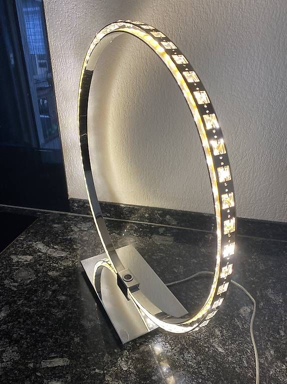 Lampade: LED Ring-Tischleuchte – Usato da Dulliken venduto da File 1