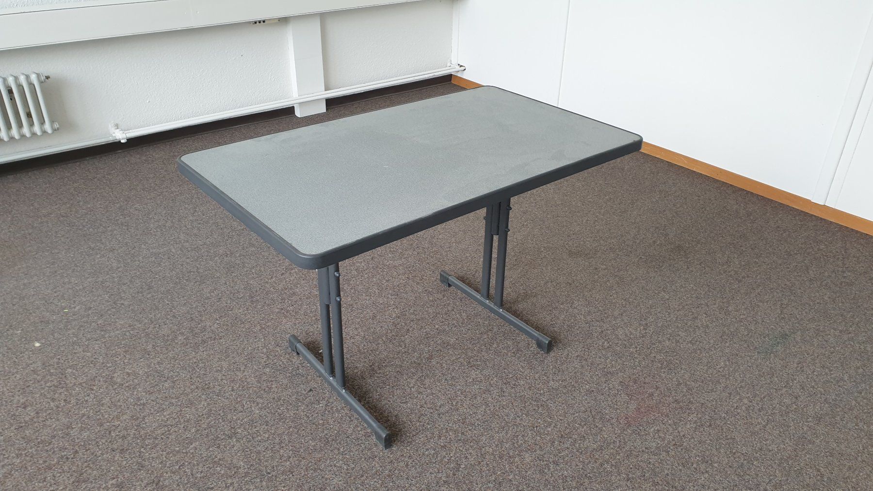 Tables: Gartenklapptisch – D'occasion à Stäfa par Supertramp73
