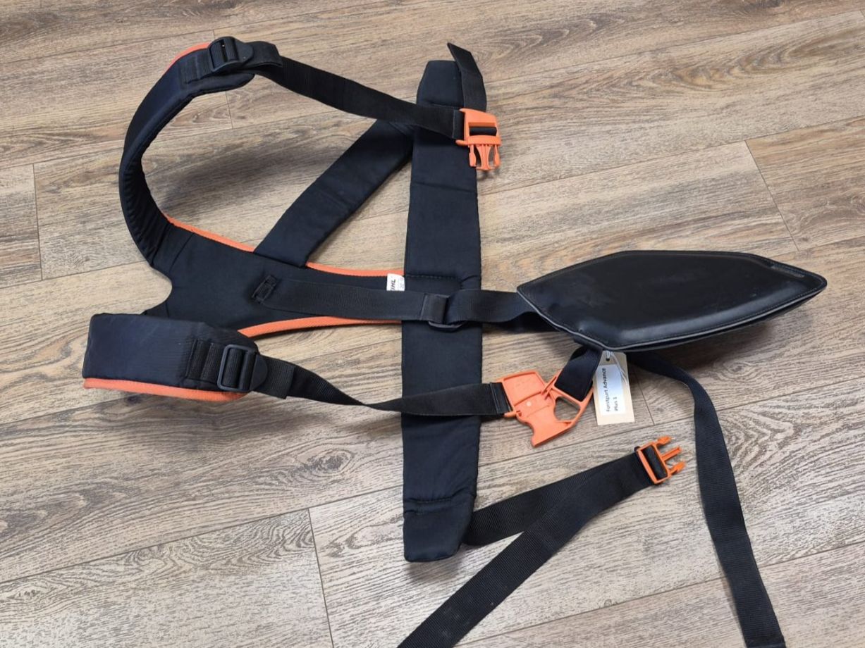 Attrezzatura da arrampicata: Stihl Forstgurt Advance Plus (Nr. 1) – Usato da Niederwil AG venduto da Maeder_AG 7