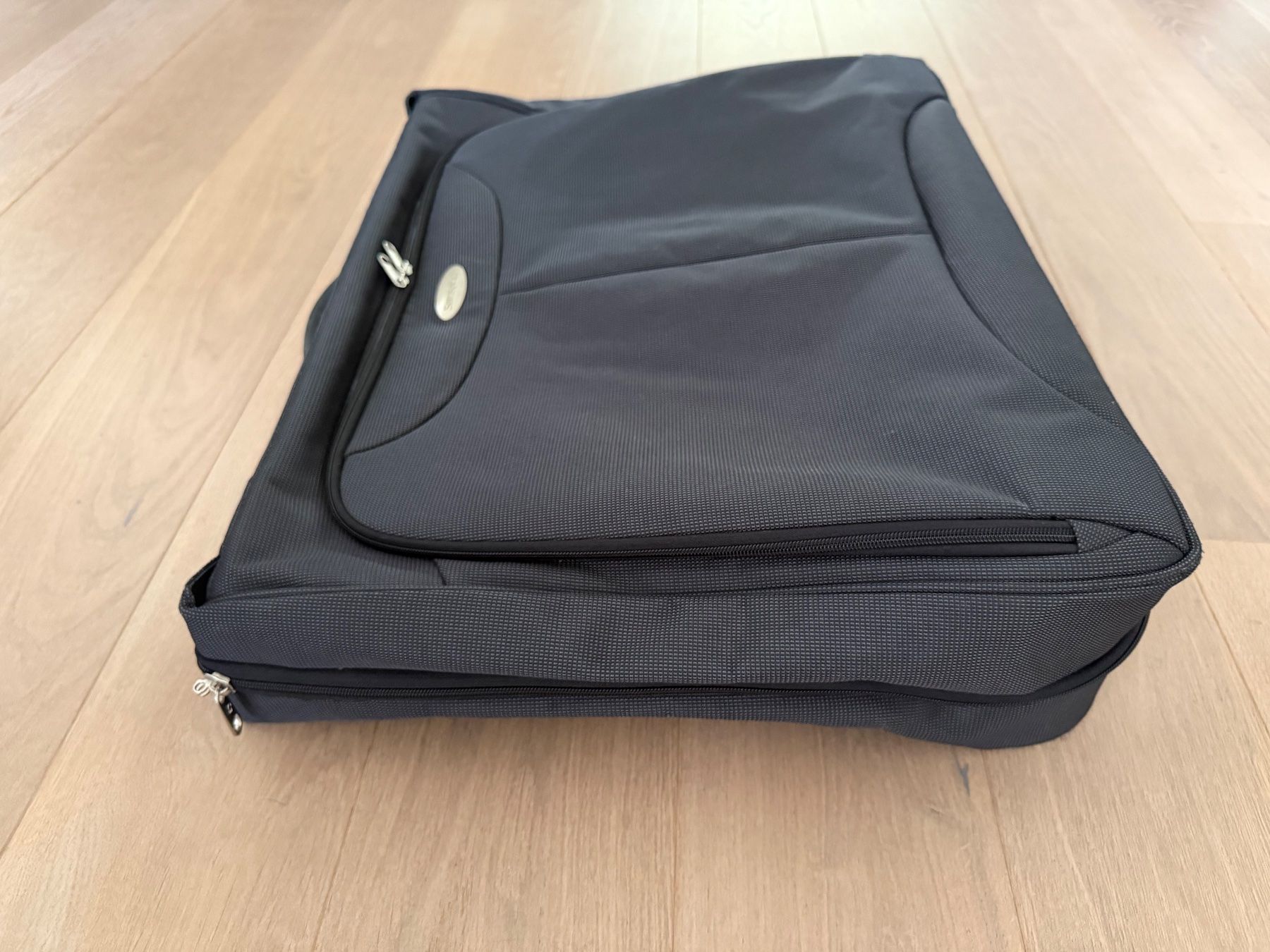 Samsonite Reisekoffer: Samsonite Kleidersack mit Zubehör – Gebraucht aus Riehen von Nyenhuis 4