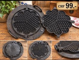 Waffeleisen aus Gusseisen antik gebrauchter Zustand