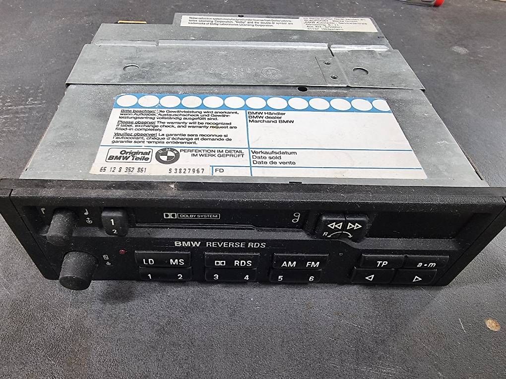 BMW Radio: Original BMW E34 Radio – Usato da Zihlschlacht venduto da Fan2002 1