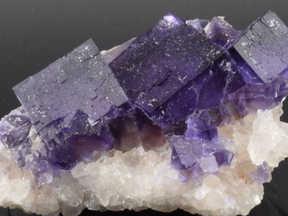 Minerali & Pietre curative: Fluorit aus Berbes, Spanien – Nuovo (secondo la descrizione) da Jona venduto da Moldavitsammler