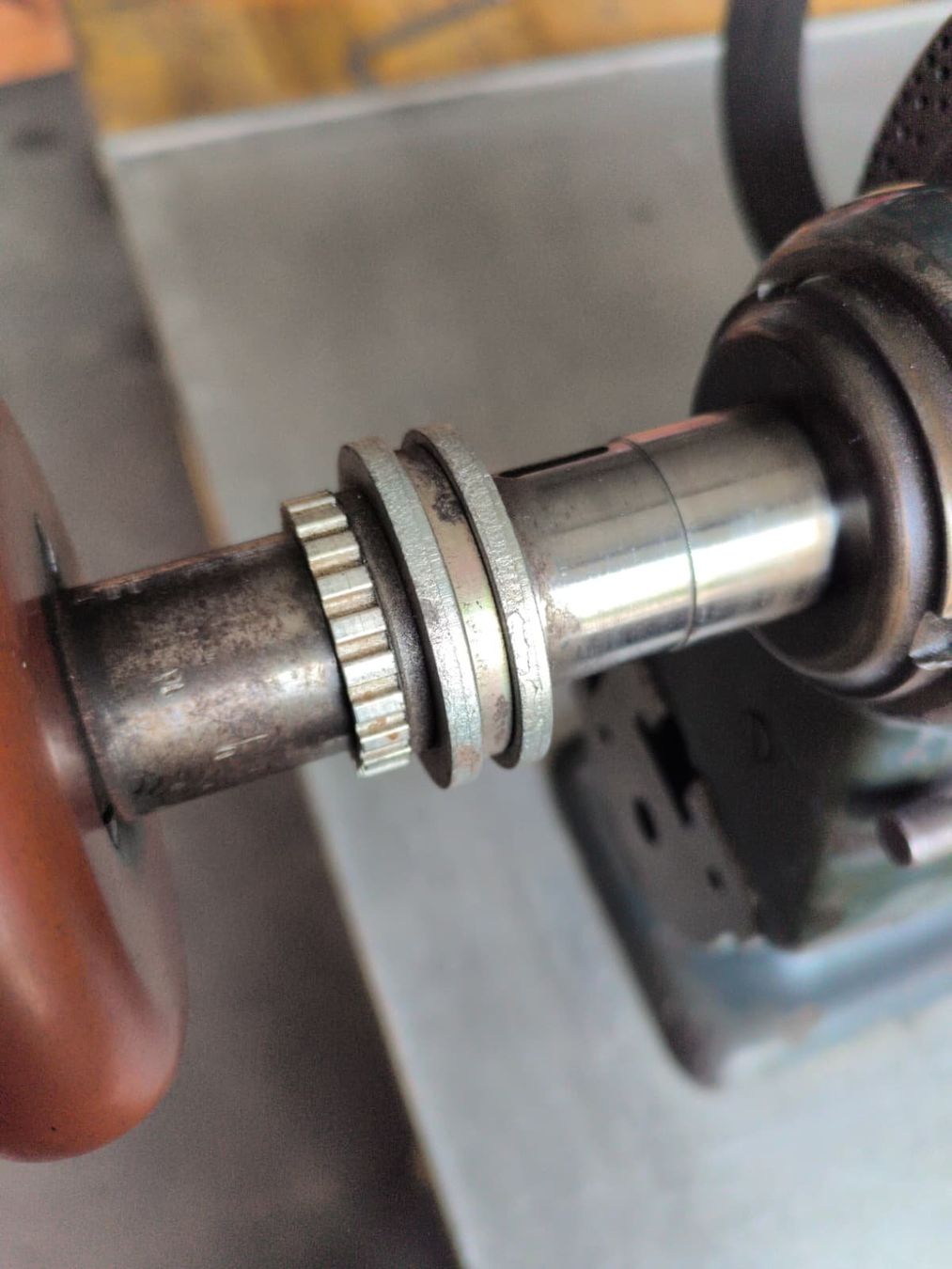 Tutte le macchine: Drehbank: Simonet Solothurn 102 – Usato da Wabern venduto da Silencio 3