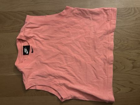 Top Nike