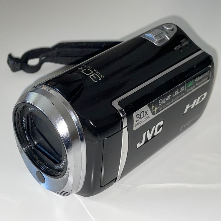 JVC Everio - 30x Optical Zoom - Digital Video Camera (Gebraucht) in ...