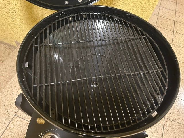 Outdoorchef Griglie: Outdoorchef Gasgrill Geneva 570 – Nuovo (secondo la descrizione) da Opfikon venduto da MKT1909 3