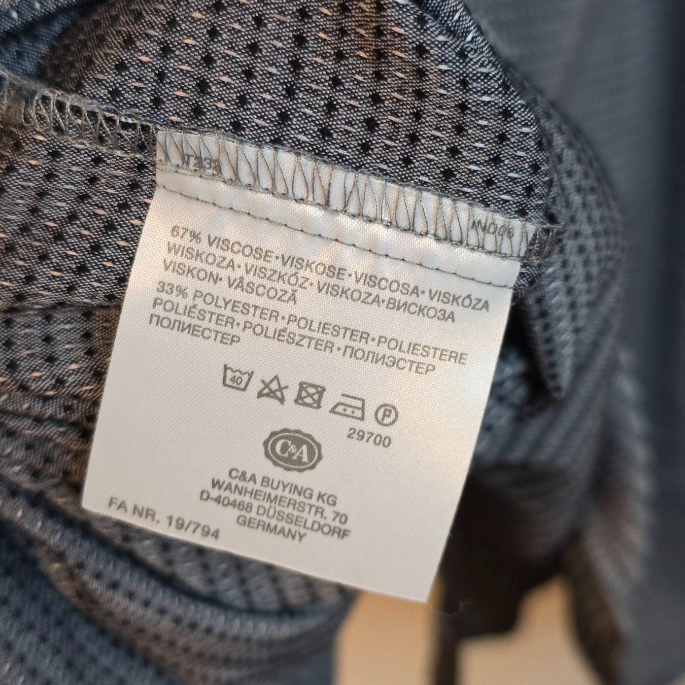 C&A Camicie: Herrenhemd C&A Canda XXL Elegant – Usato da Wald ZH venduto da CapLux 5